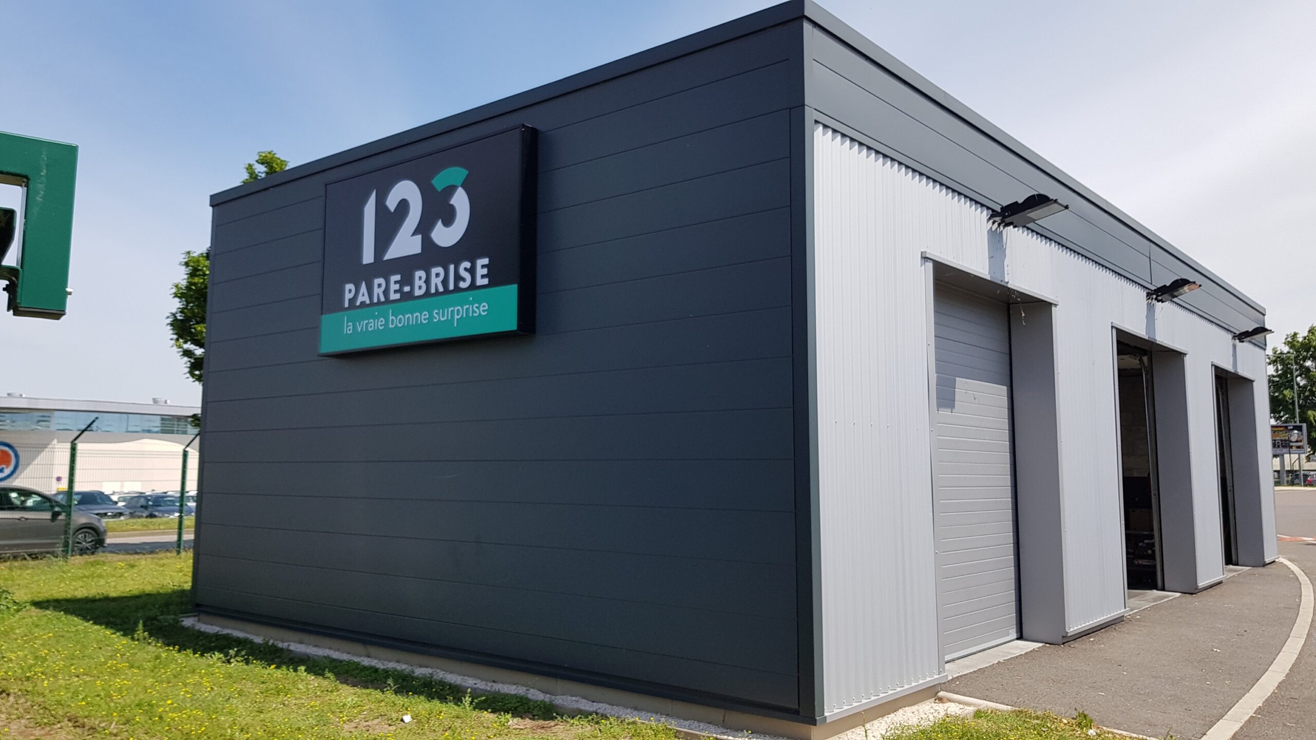 Porte du garage 123 Pare-Brise Andrézieux-Bouthéon