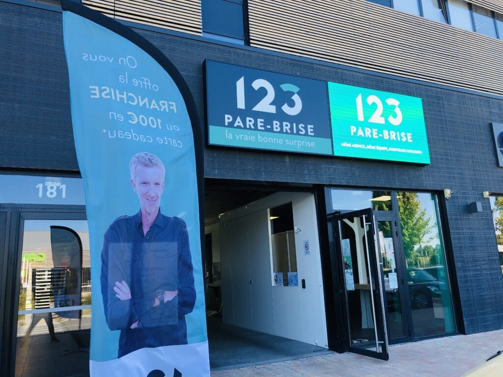 123PareBrise-Marcq-en-Barœul-facade Façade du centre 123 Pare-Brise Marcq-en-Barœul