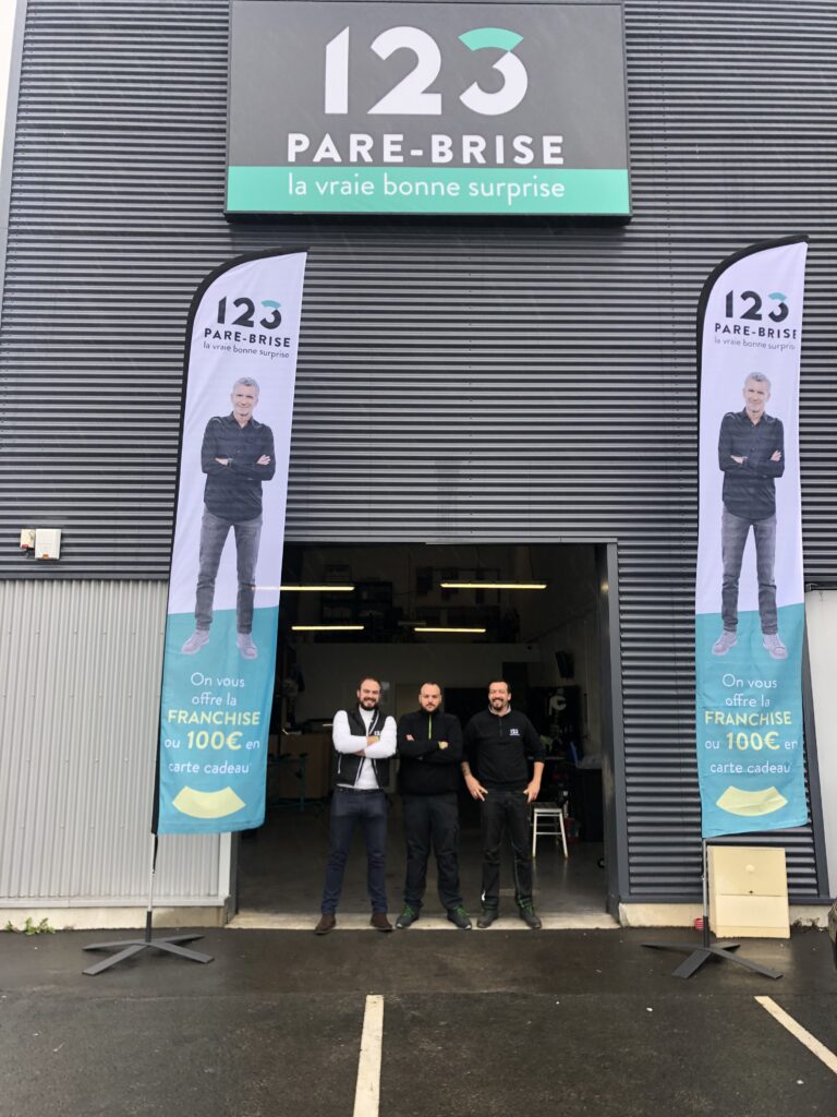 123PareBrise-Watrelos-equipe Equipe de l'agence 123 Pare-Brise Wattrelos