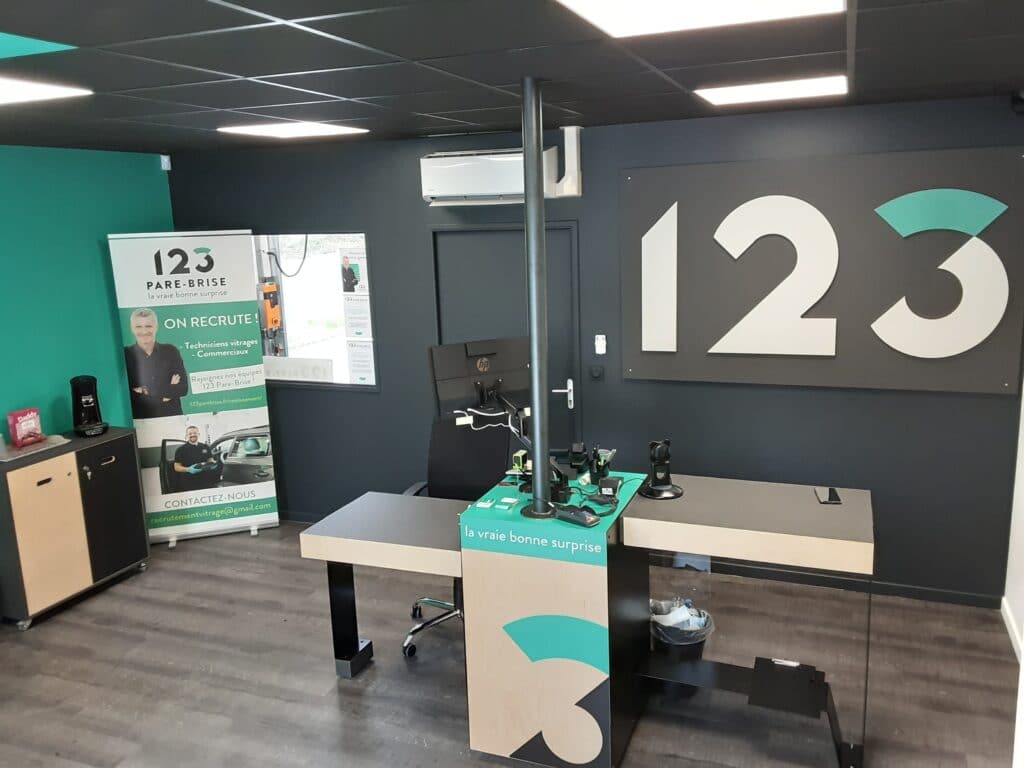 123PareBrise-Voiron-accueil Accueil de l'agence 123 Pare-Brise Voiron