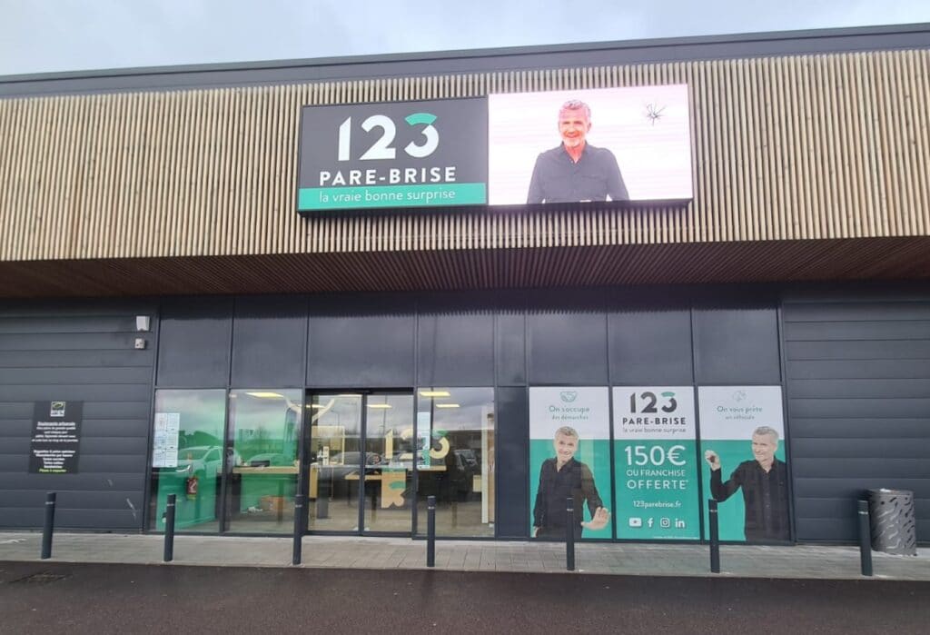 123parebrise-evreux-facade Façade du centre 123 Pare-Brise Evreux
