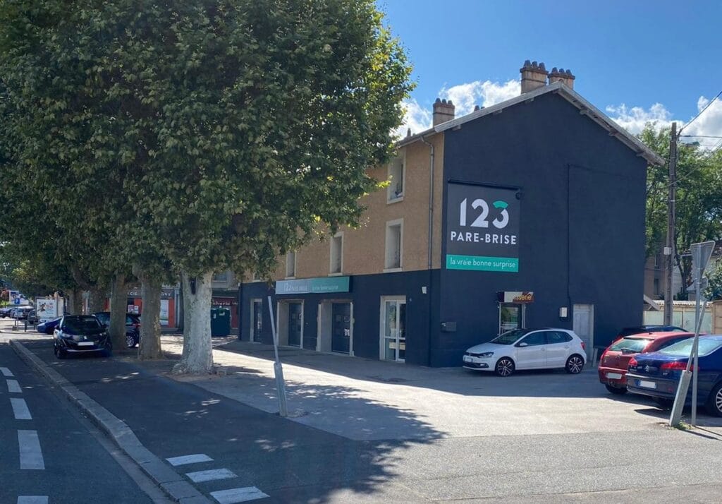 123parebrise-villefranche-sur-saone-exterieur Extérieur du centre 123 Pare-Brise Villefranche-sur-Saône